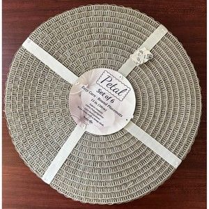 Benson Mills Petal Round Placemats, Set of 12